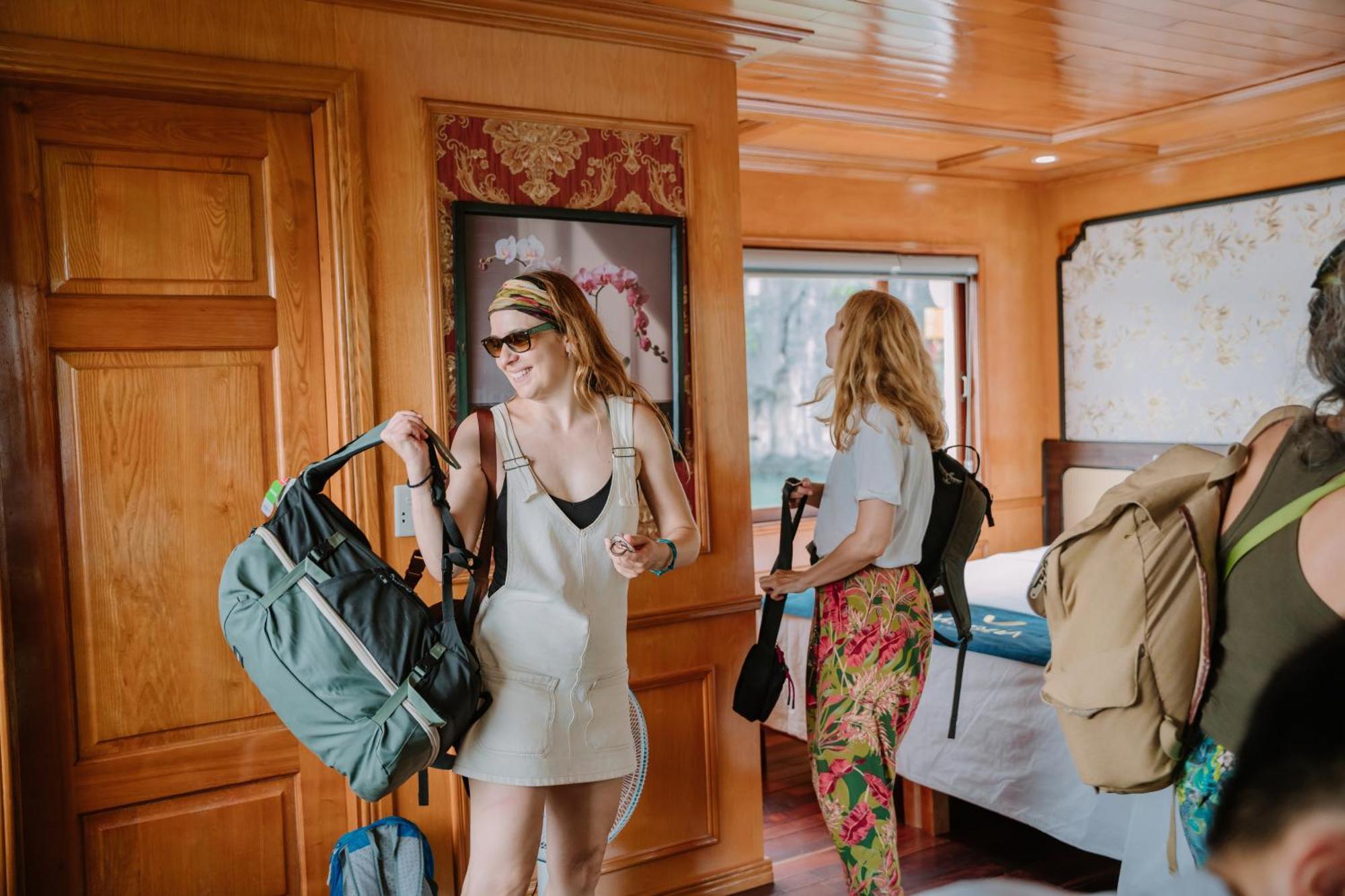 Hotel Venezia Cruises Ha Long Exterior foto