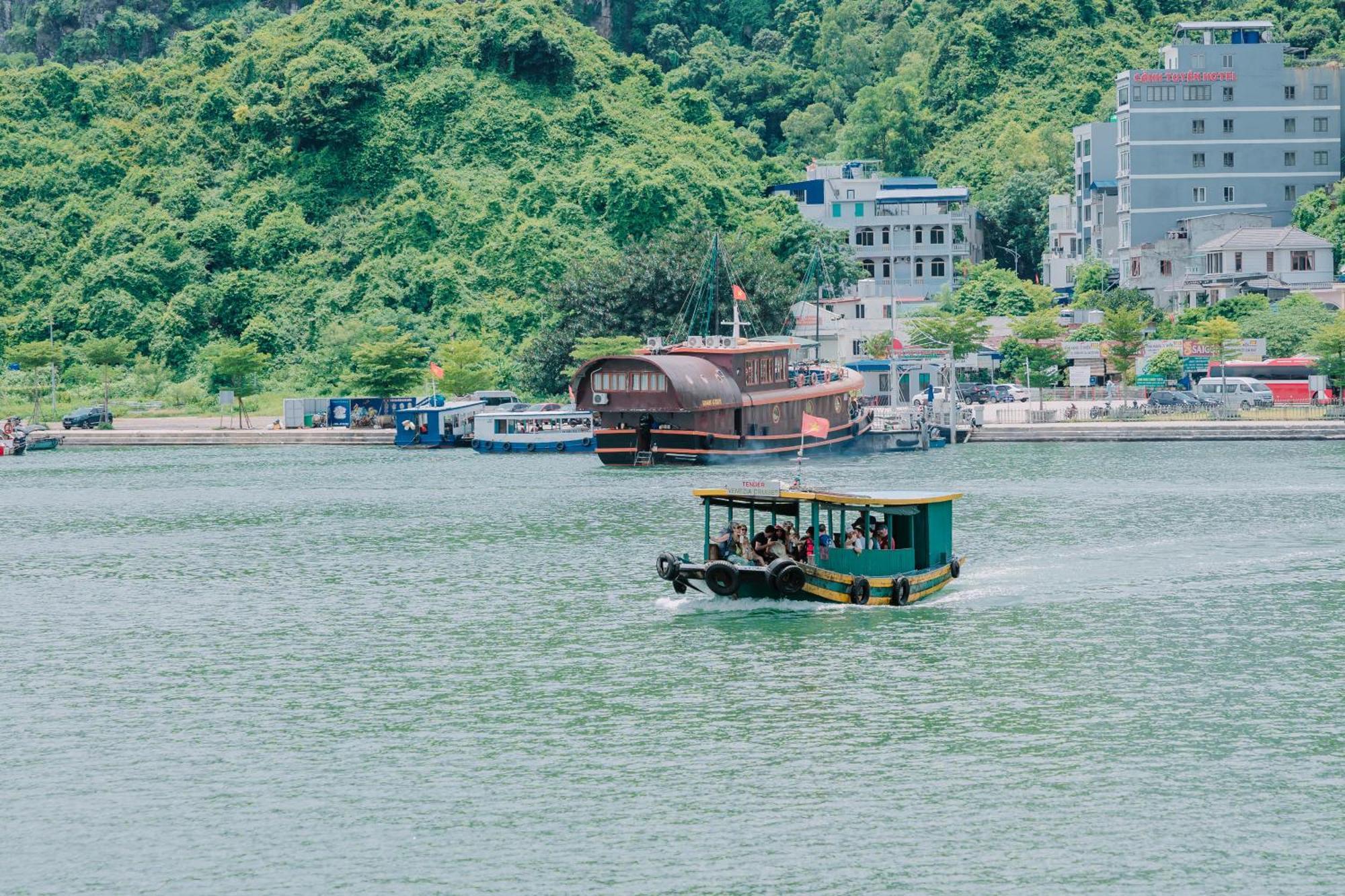 Hotel Venezia Cruises Ha Long Exterior foto